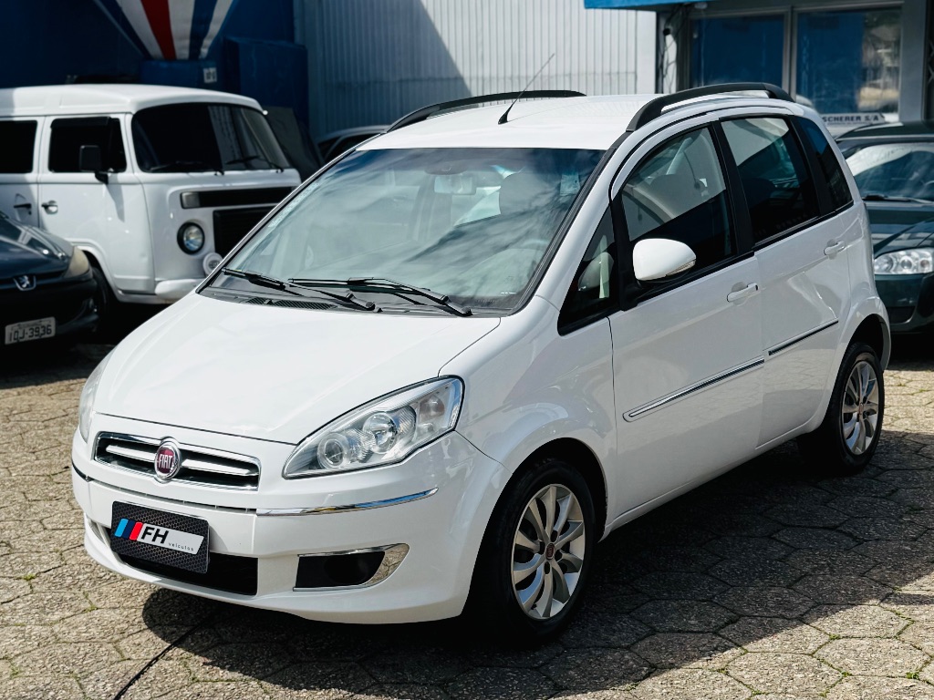 Idea ESSENCE 1.6 Flex 16V 5p