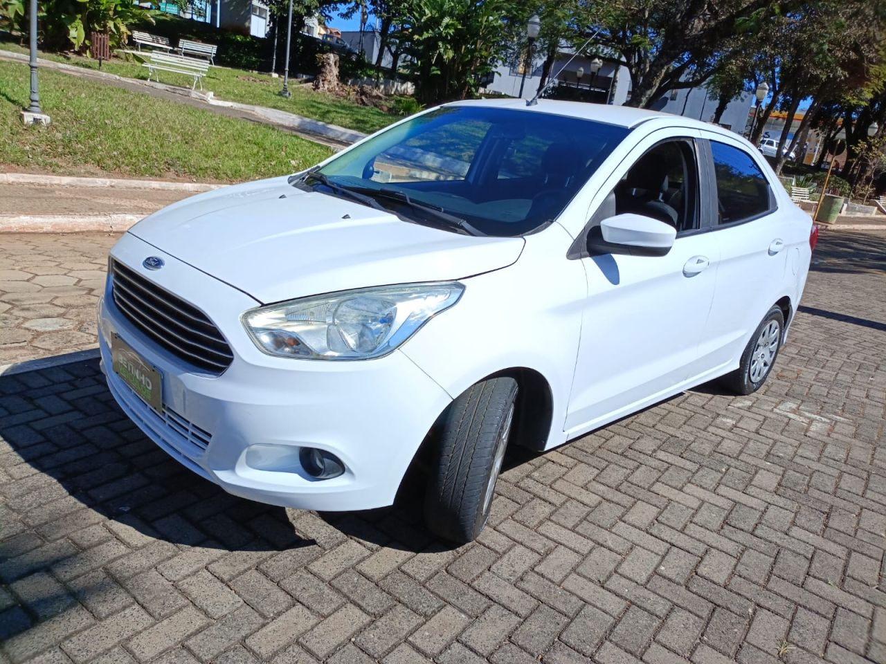 Ka+ Sedan 1.0 SE/SE PLUS TiVCT Flex 4p