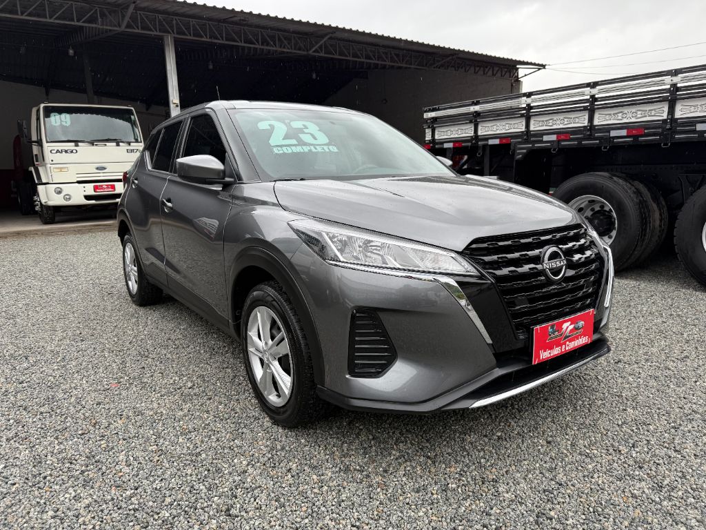 KICKS Active 1.6 16V Flex Aut.