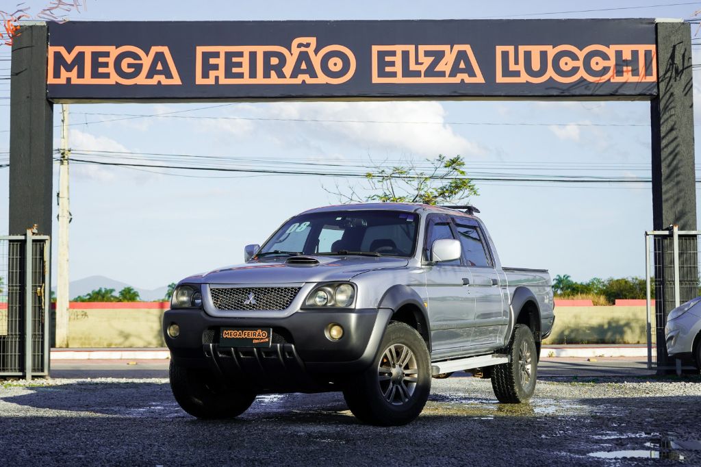 L200 OUTDOOR HPE 2.5 4x4 CD T.Dies. Aut.