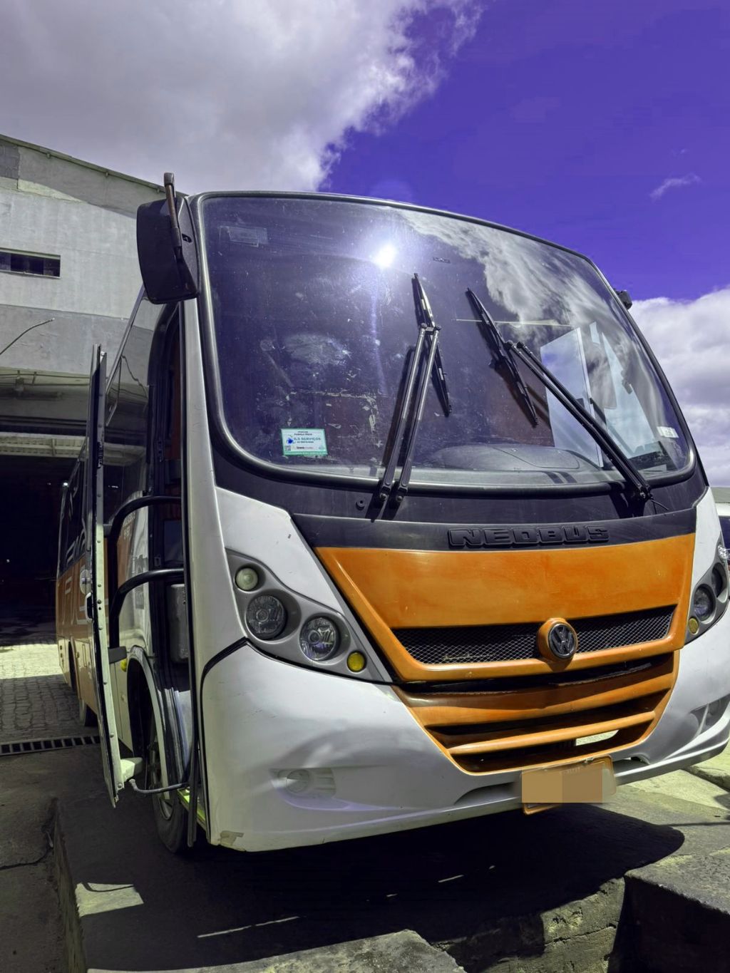 NEOBUS THUNDER PLUS ANO 2013 VW 9.160 JM COD.1639