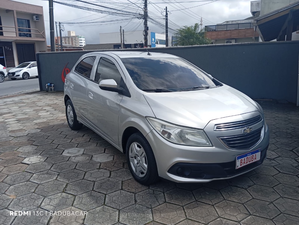 ONIX HATCH LT 1.0 8V FlexPower 5p Mec.