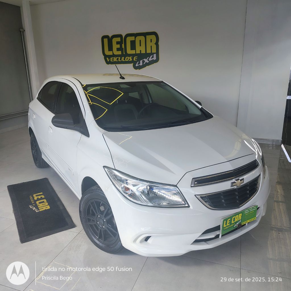 ONIX HATCH LT 1.0 8V FlexPower 5p Mec.