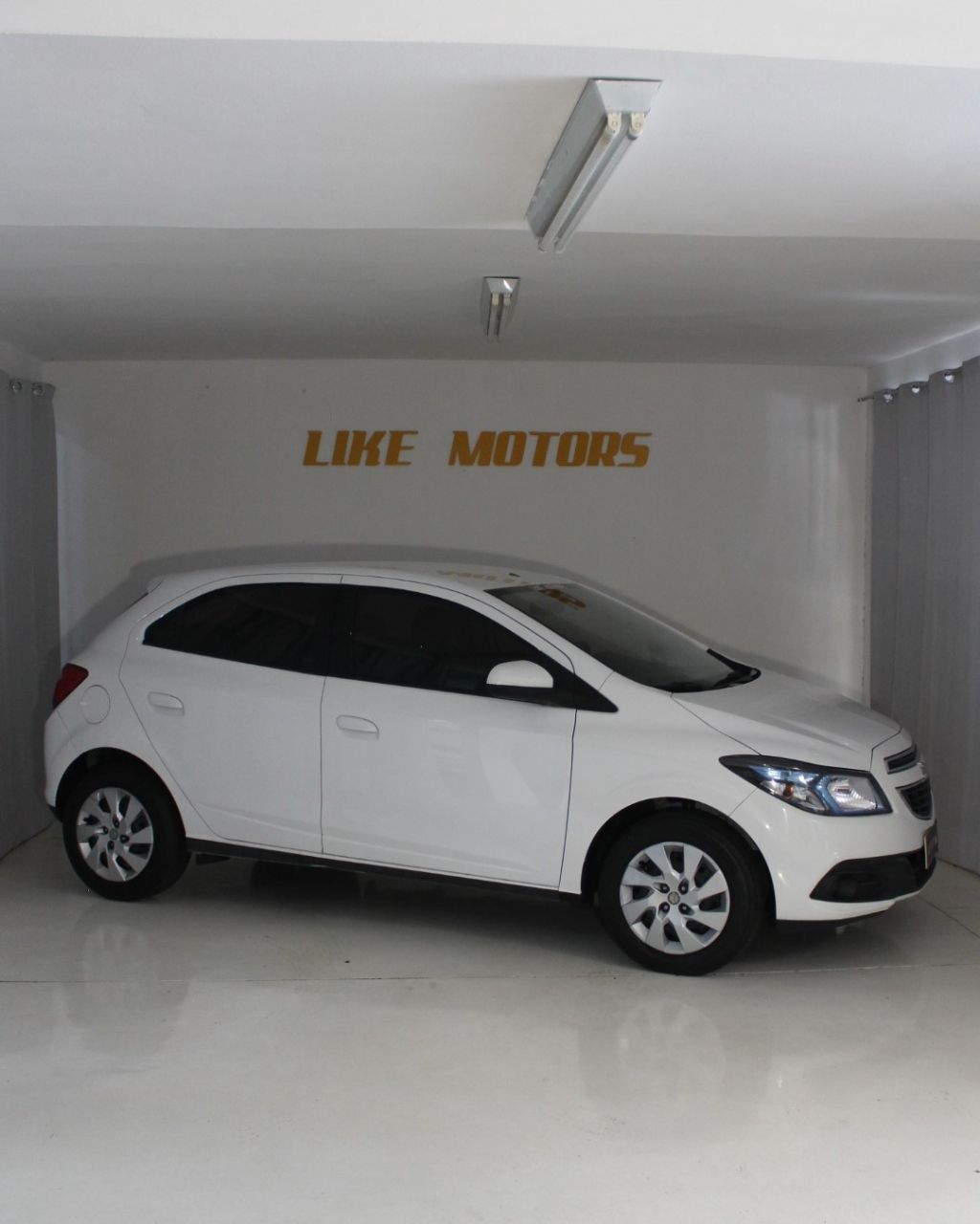 ONIX HATCH LT 1.4 8V FlexPower 5p Mec.