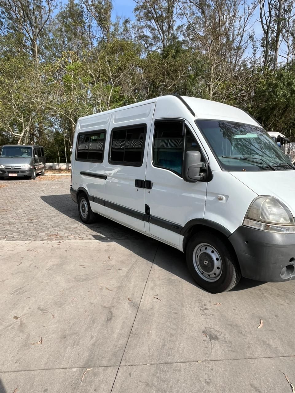 RENAULT MASTER ANO 2011 FRETAMENTO JM COD.1649