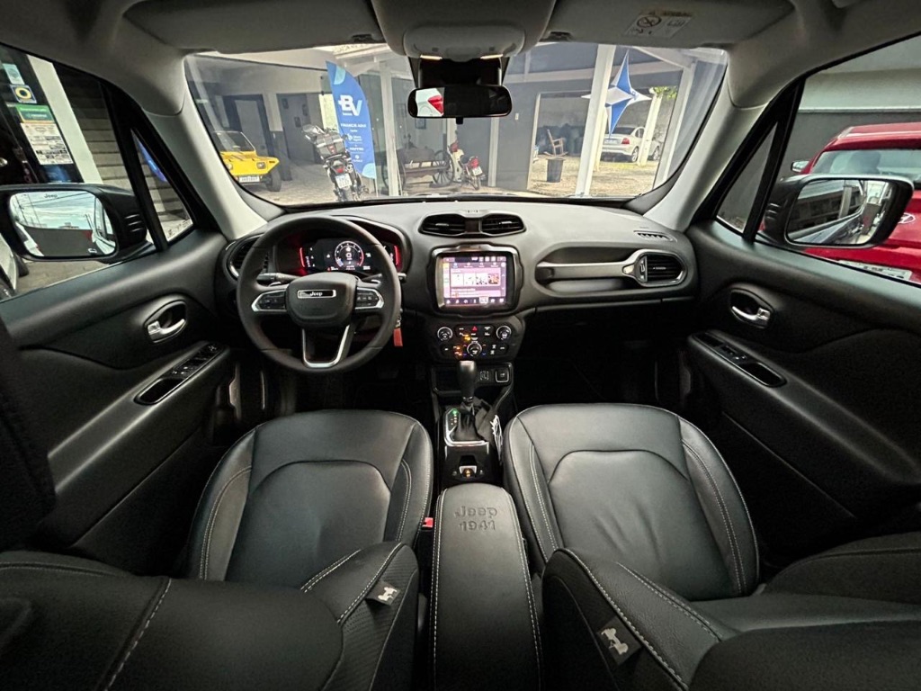 Renegade Long. T270 1.3 TB 4x2 Flex Aut.