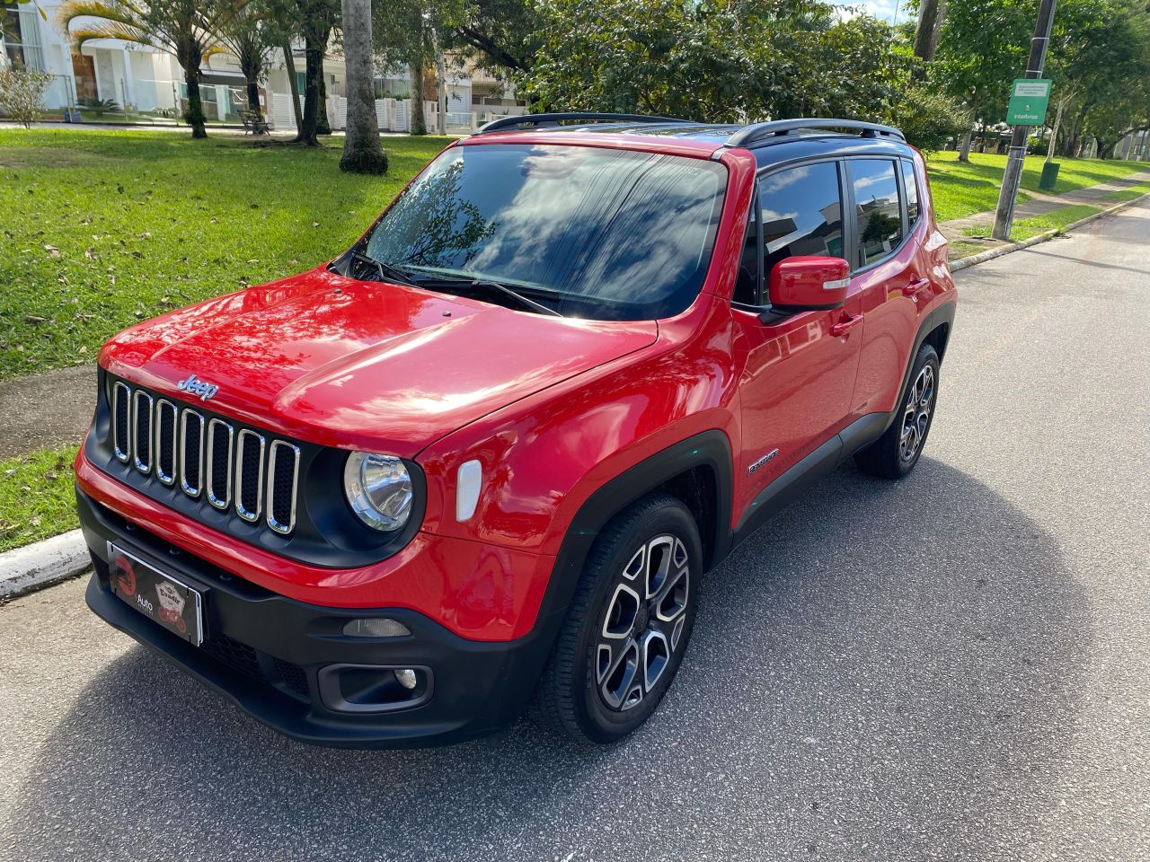 Renegade Longitude 1.8 4x2 Flex 16V Aut.