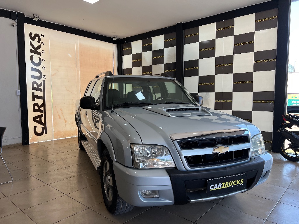 S10 P-Up Executive 2.4 MPFI F.Power CD