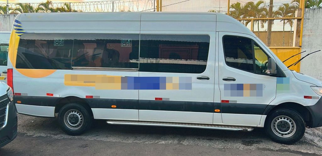 SPRINTER CDI 416 ANO 2022 LUXO JM COD.675