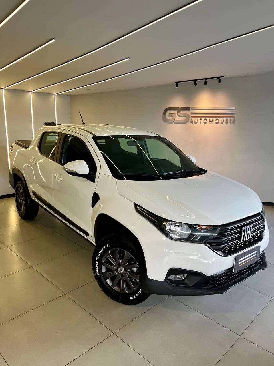 Strada Freedom 1.3 Flex 8V CD