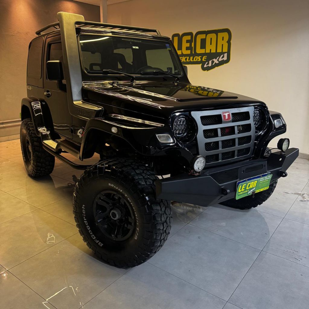 T-4 4x4 3.0 TB Int. Cap. Rigida Diesel