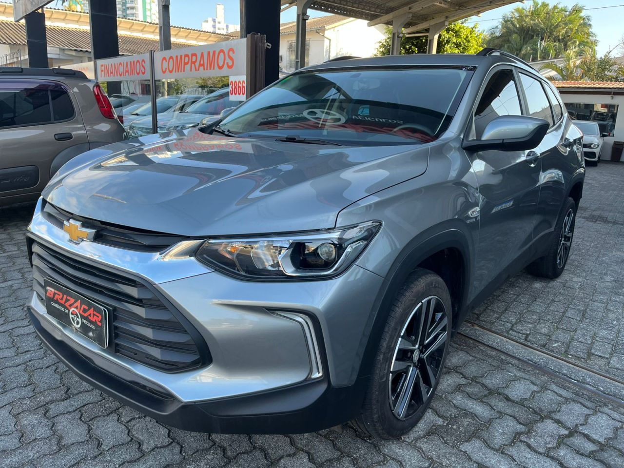 TRACKER LT 1.0 Turbo 12V Flex Aut.