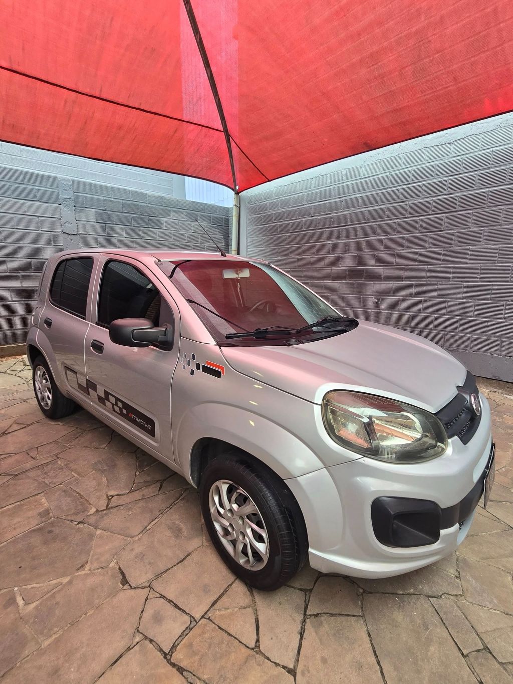 UNO ATTRACTIVE 1.0 Fire Flex 8V 5p