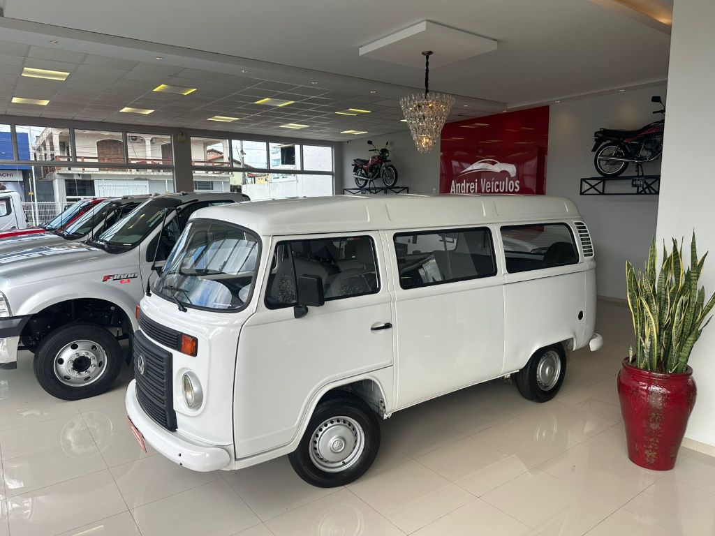  Volkswagen Kombi Standard 1.4 (Flex) com Apenas 73.000 Km 2014