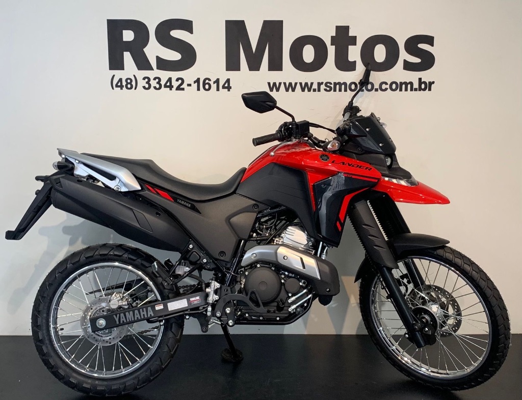 XTZ 250 LANDER CONNECTED