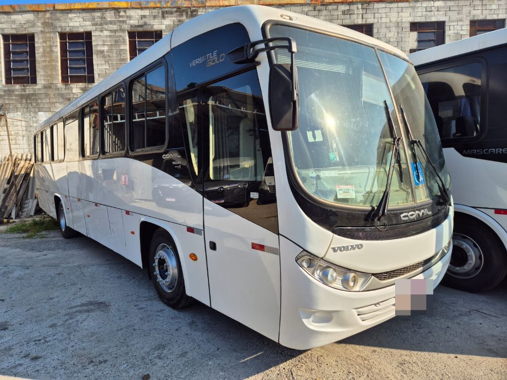 COMIL VERSATILLE GOLD ANO 2022 B270F MWM JM COD.444