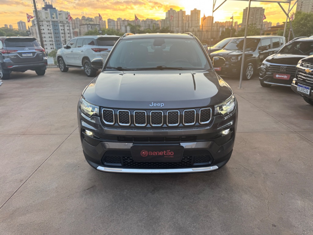 COMPASS LONG. T270 1.3 TB 4x2 Flex Aut.