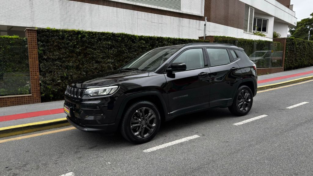 COMPASS LONG. T270 1.3 TB 4x2 Flex Aut.