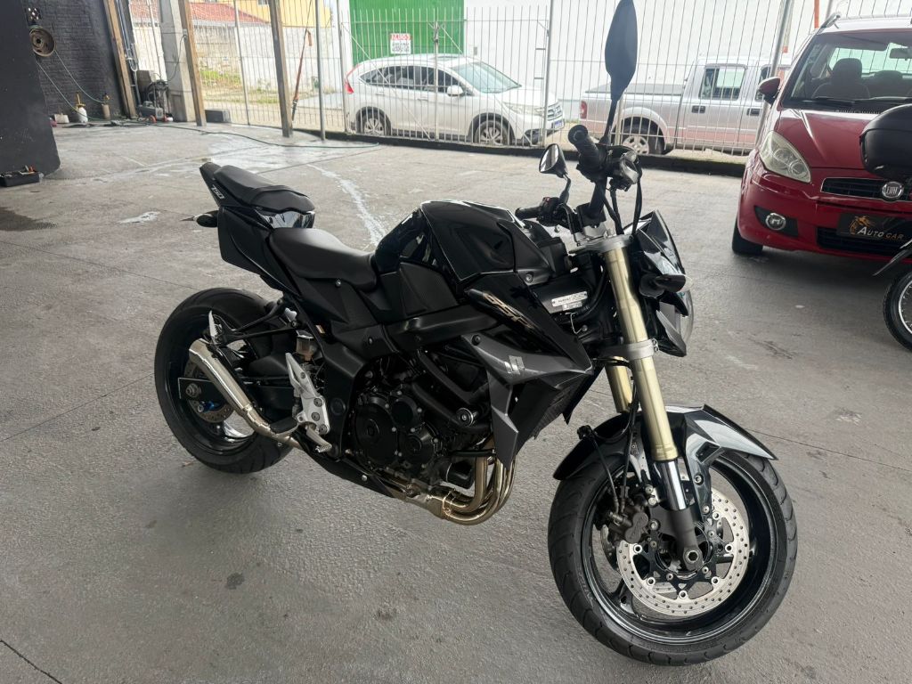GSR 750