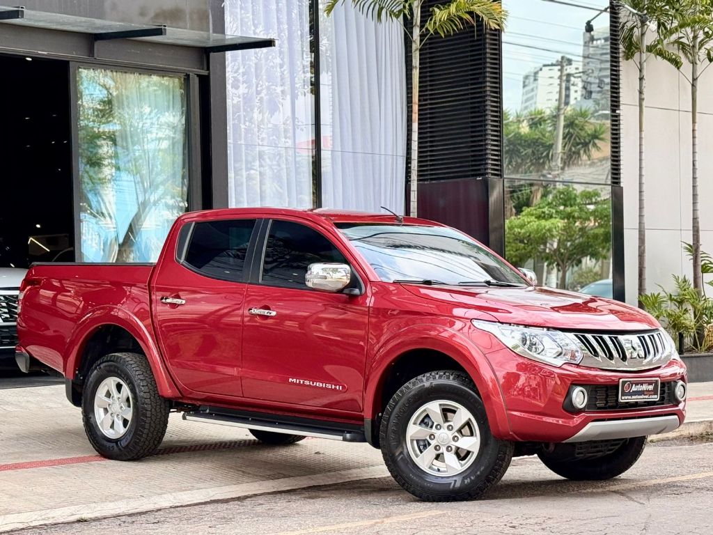 L200 Triton Sport HPE 2.4 CD Diesel Aut.