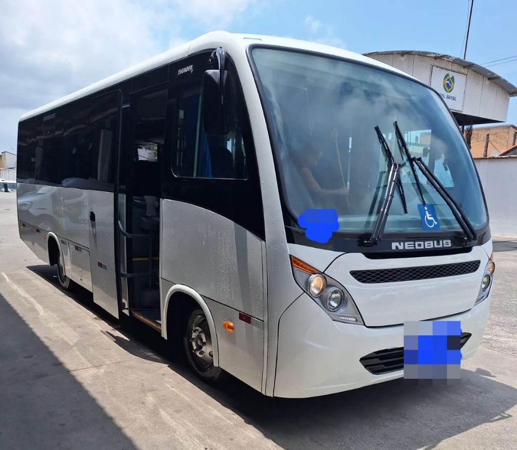 NEOBUS THUNDER + ANO 2018 VW 916 JM COD.424
