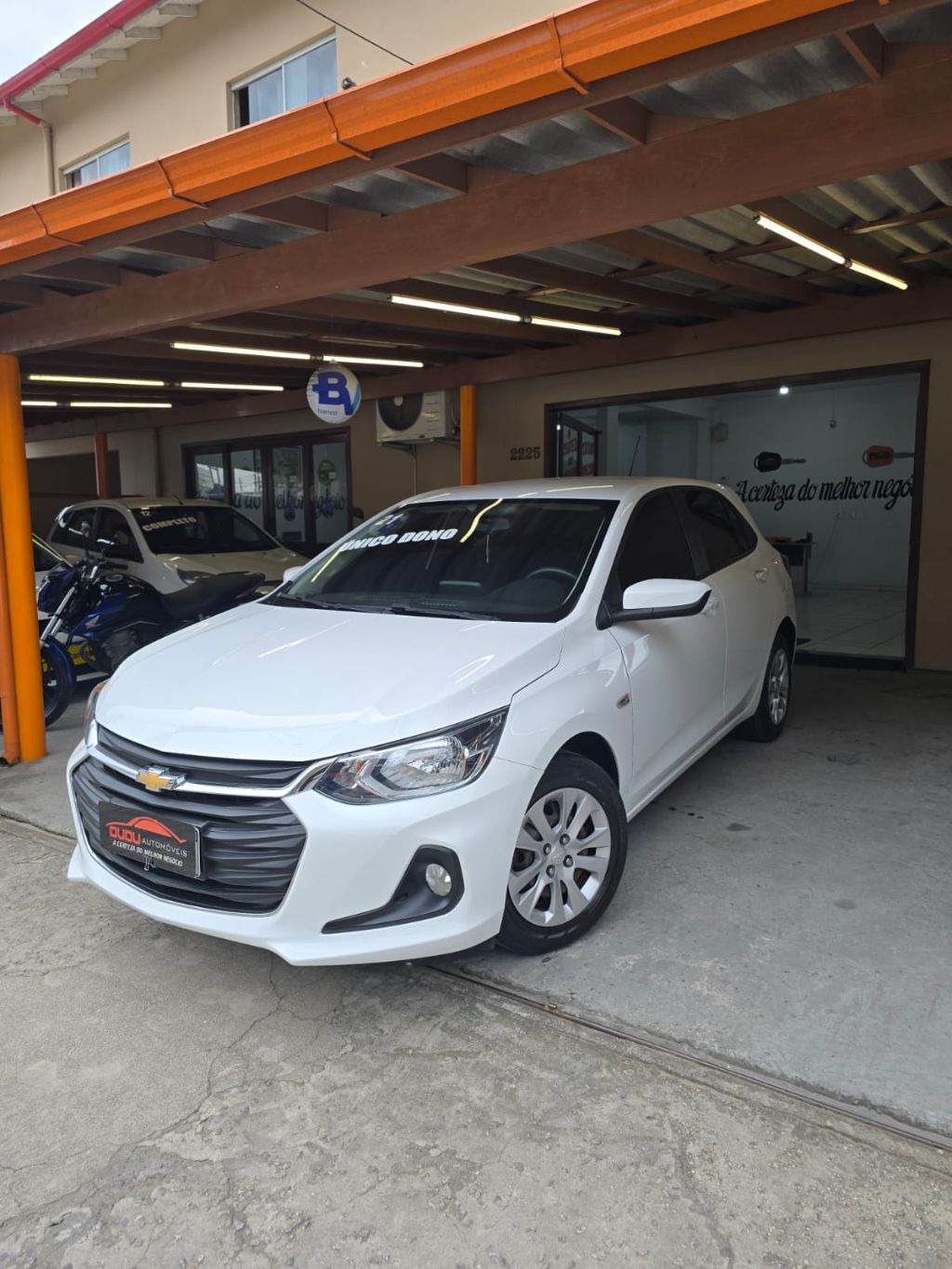 ONIX HATCH LT 1.0 12V Flex 5p Mec.