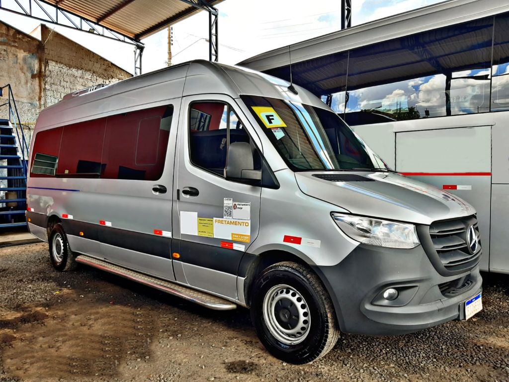 SPRINTER CDI 416 ANO 2020 EXECUTIVA JM COD.1435