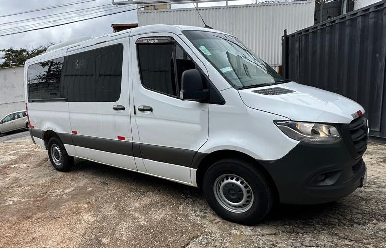 SPRINTER CDI 417 ANO 2025 CURTA T.BAIXO LUXO JM COD.767