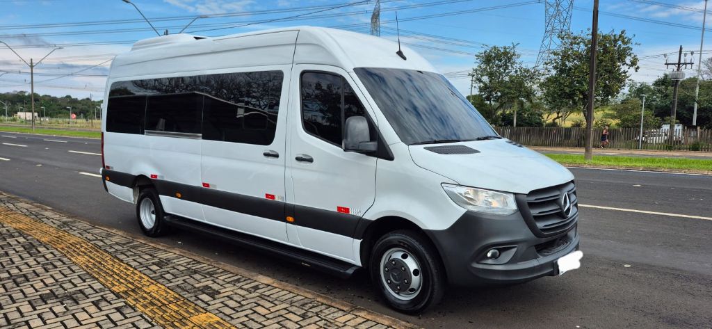SPRINTER CDI 516 ANO 2022 LUXO JM COD.761