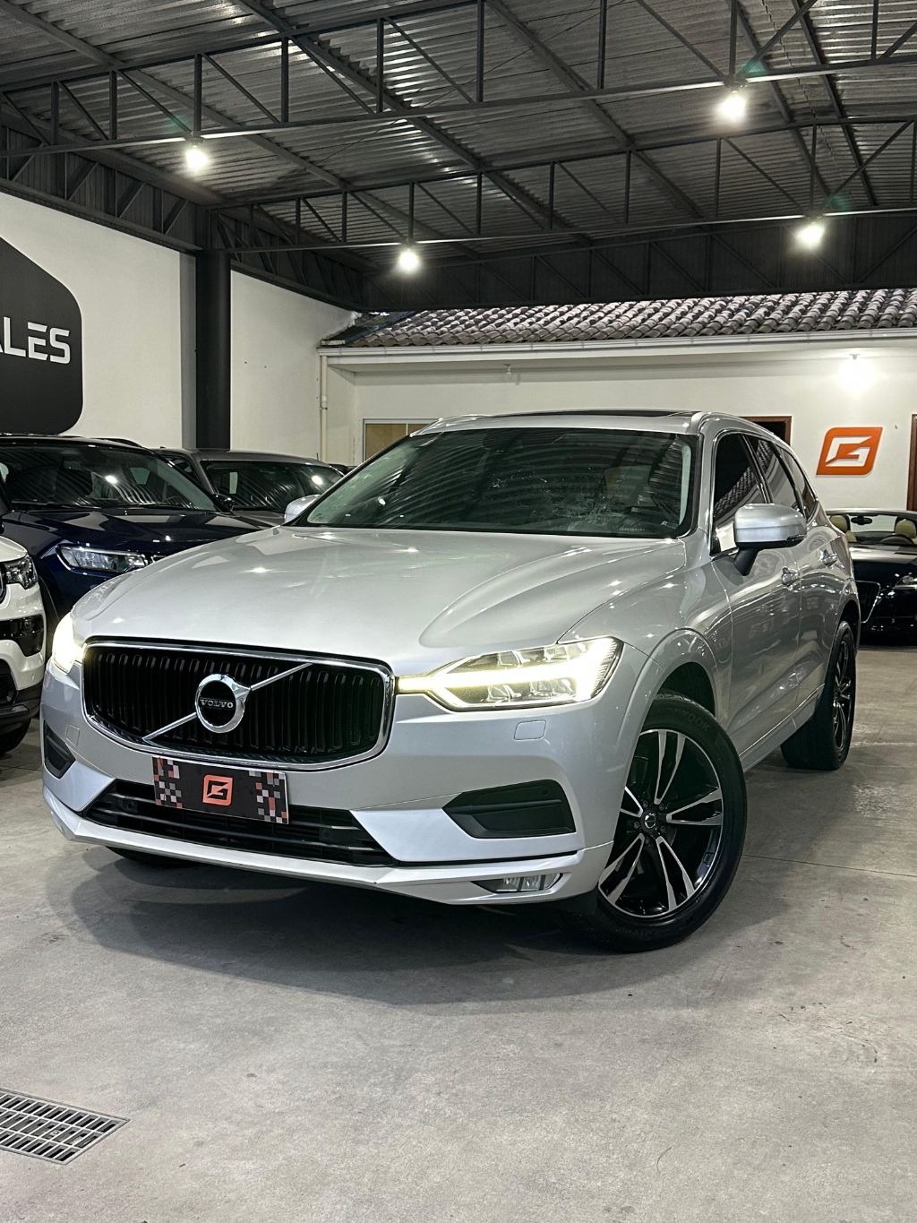 XC 60 T-5 MOMENTUM 2.0 254cv AWD 5p