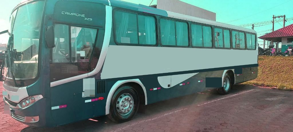 COMIL CAMPIONE 3.25 ANO 2013 VW 17.230 JM COD.825