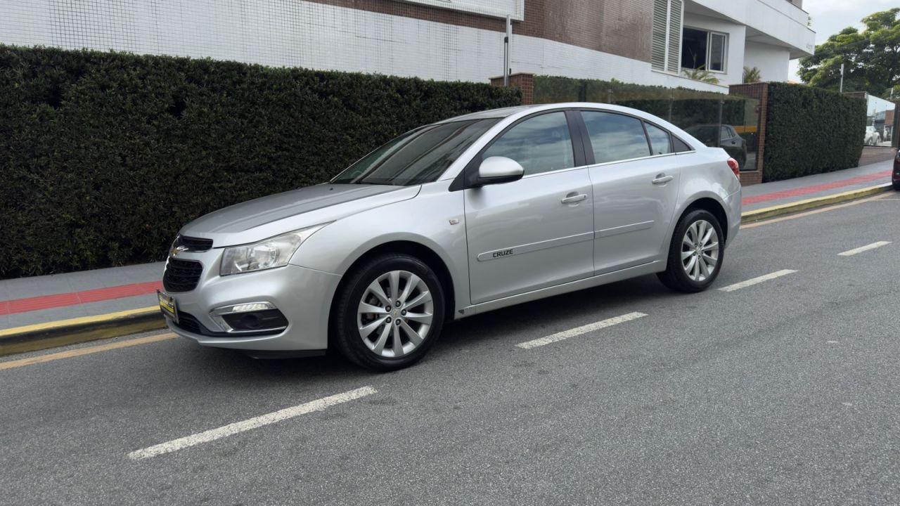 CRUZE LT 1.8 16V FlexPower 4p Aut.