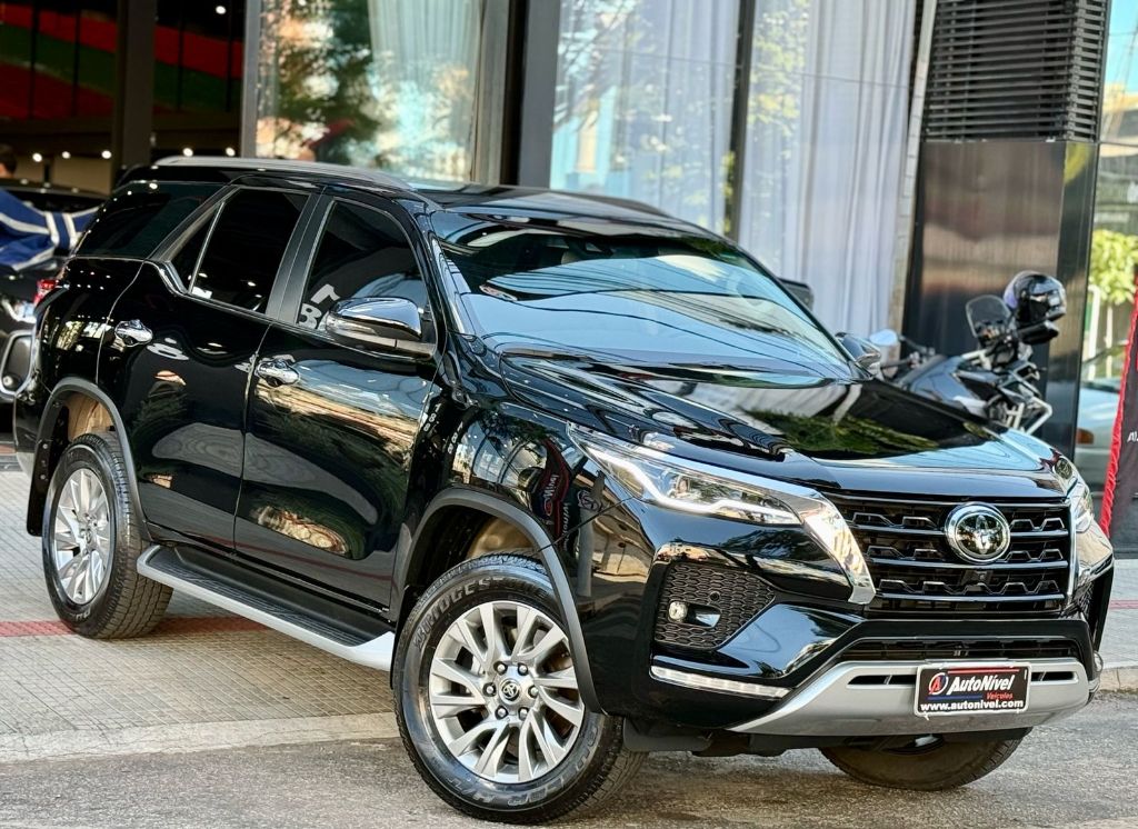 Hilux SW4 SRX 4x4 2.8 TDI 16V Dies. Aut.