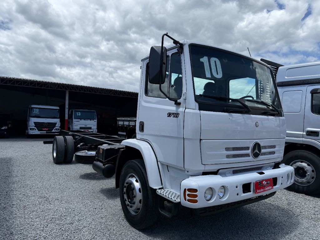 MERCEDES BENZ 1718 