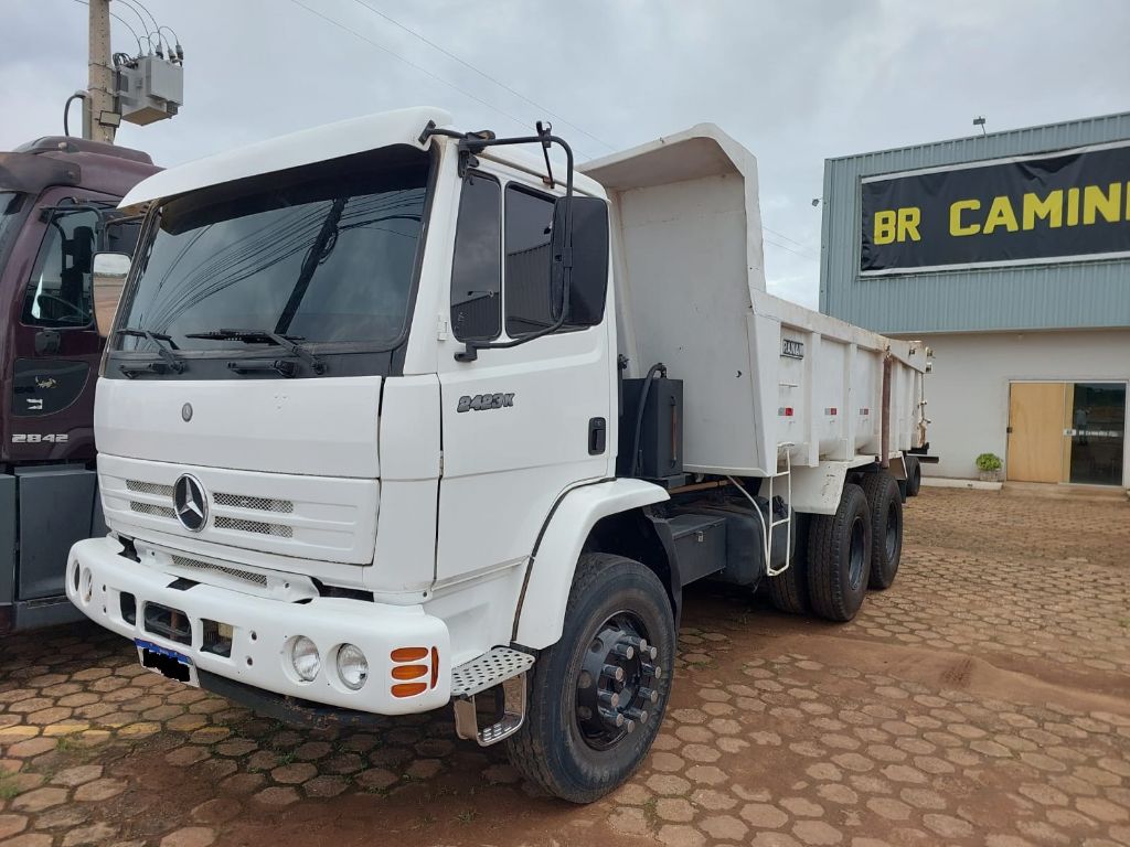 Mercedes Benz 2423 6x4