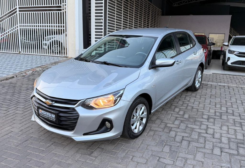 ONIX HATCH LT 1.0 12V TB Flex 5p Aut.