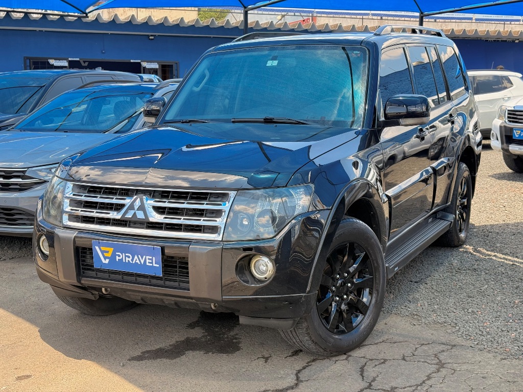 Pajero HPE Full 3.2 4x4 T.I.Dies. 5p Aut