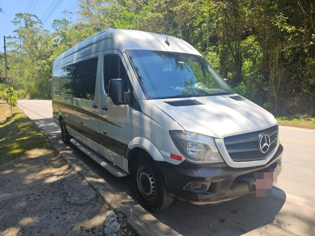 SPRINTER CDI 415 ANO 2019 LUXO JM COD.744