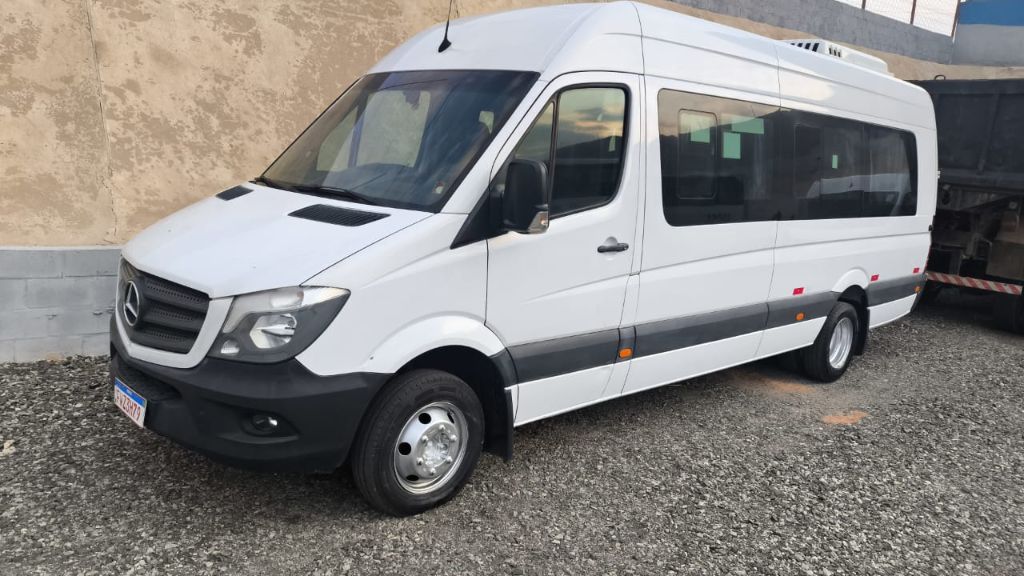 SPRINTER CDI 515 ANO 2018 EXECUTIVA JM COD.1682