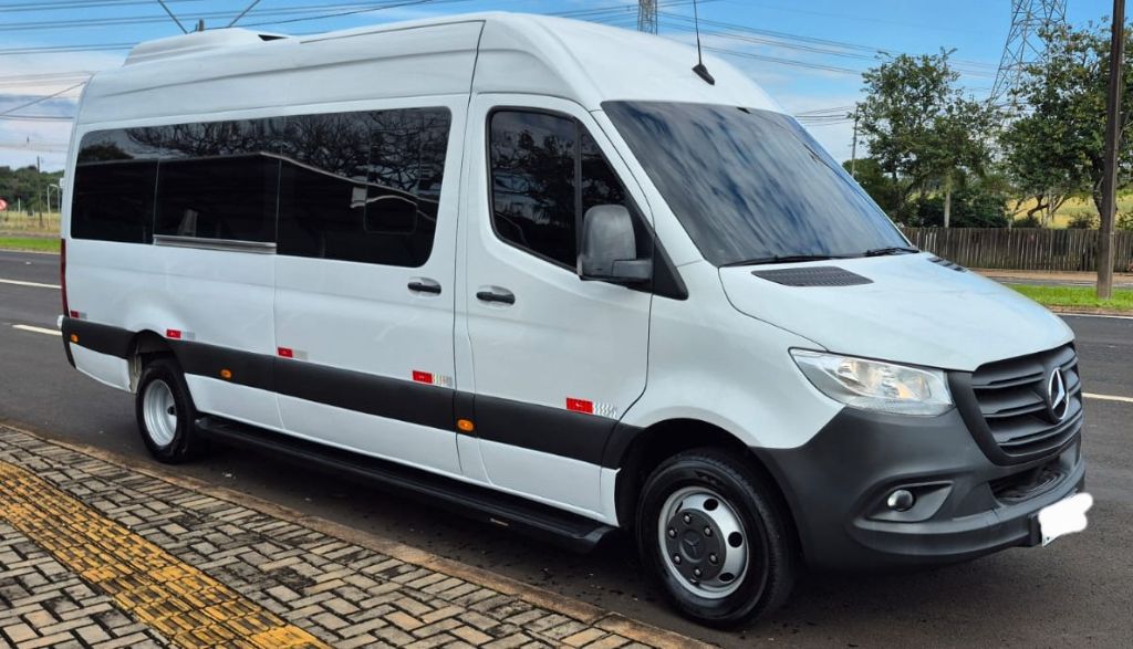 SPRINTER CDI 516 ANO 2022 LUXO JM COD.603
