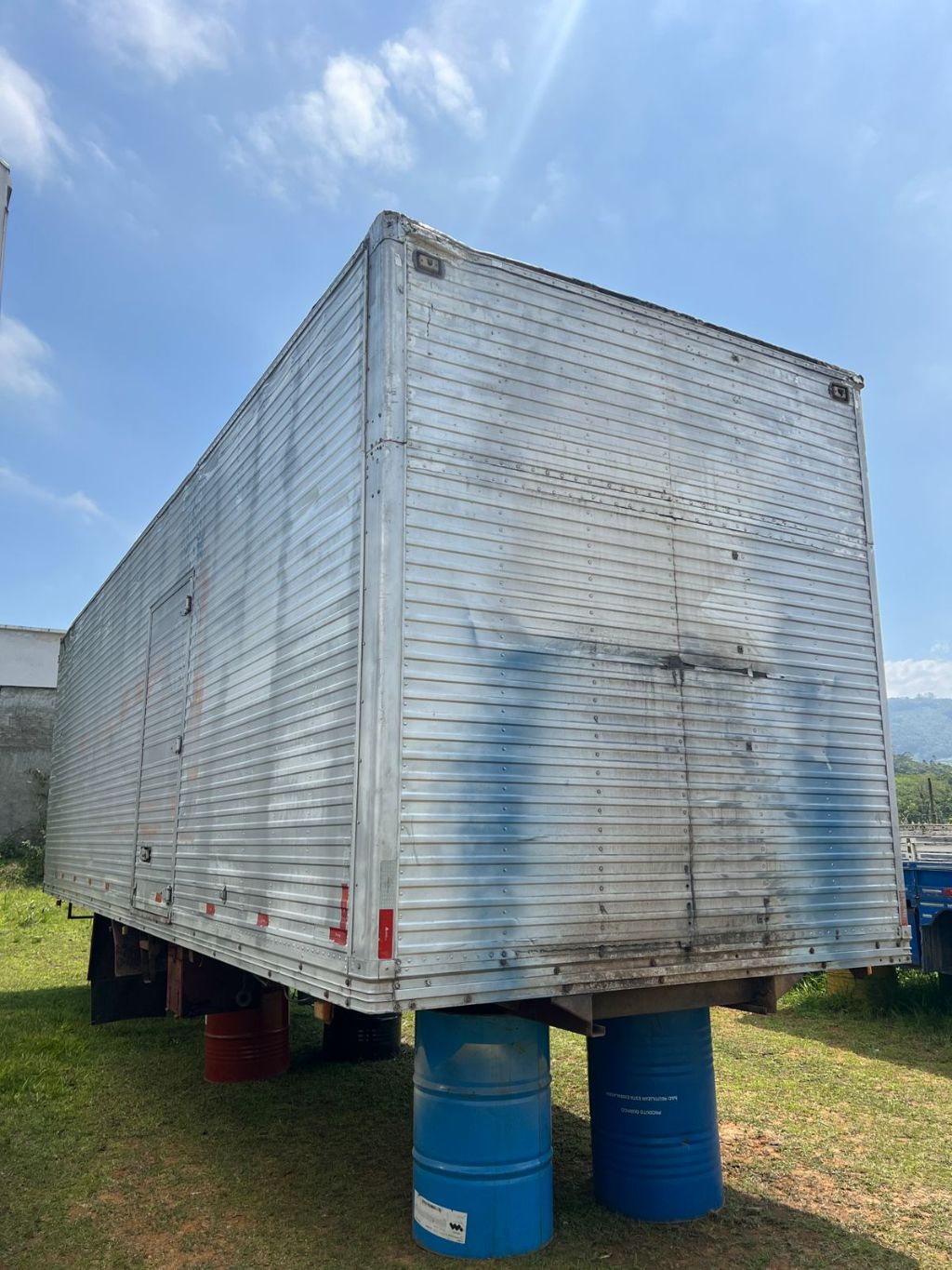 Bau Carga Seca de 8.90 Metros Caminhao Truck