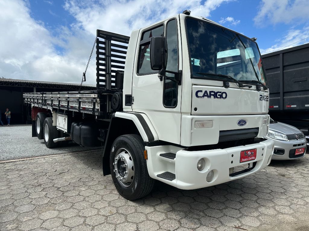 CARGO 2422 CARROCERIA 