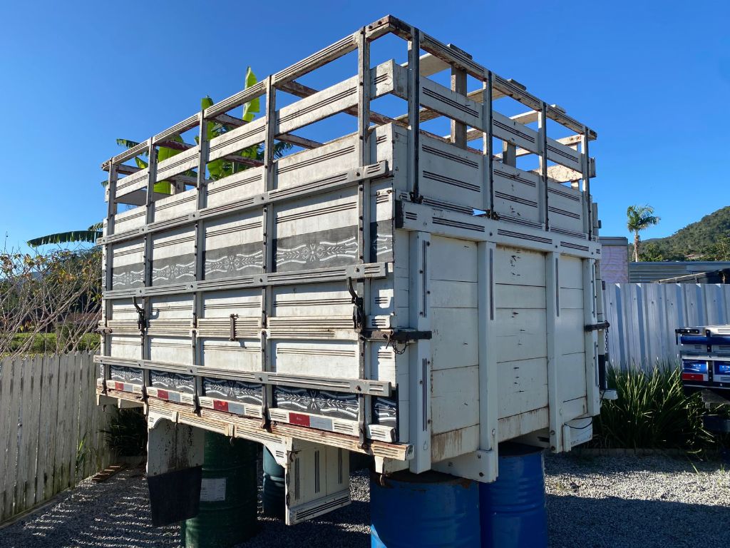 Carroceria Boiadeira Sobregrade 3.10 Metros