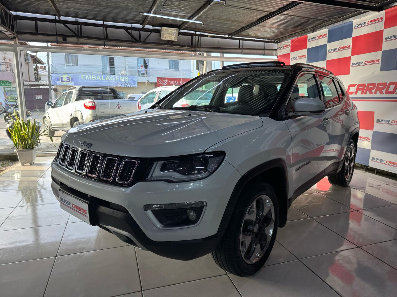 COMPASS LIMITED 2.0 4x4 Diesel 16V Aut.