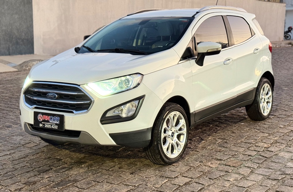 EcoSport TITANIUM 2.0 16V Flex 5p Aut.