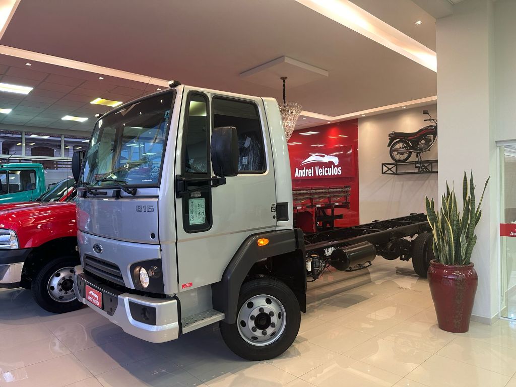  Ford Cargo 816 S Completo Raridade Apenas 5.000 km 2018