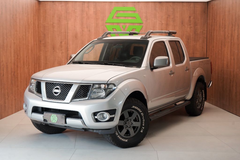 Frontier SV AT. CD 4x4 2.5 TB Dies. Aut.