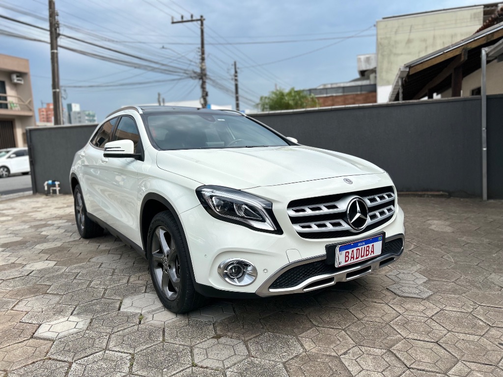 GLA 200 Enduro 1.6 TB 16V Flex Aut.