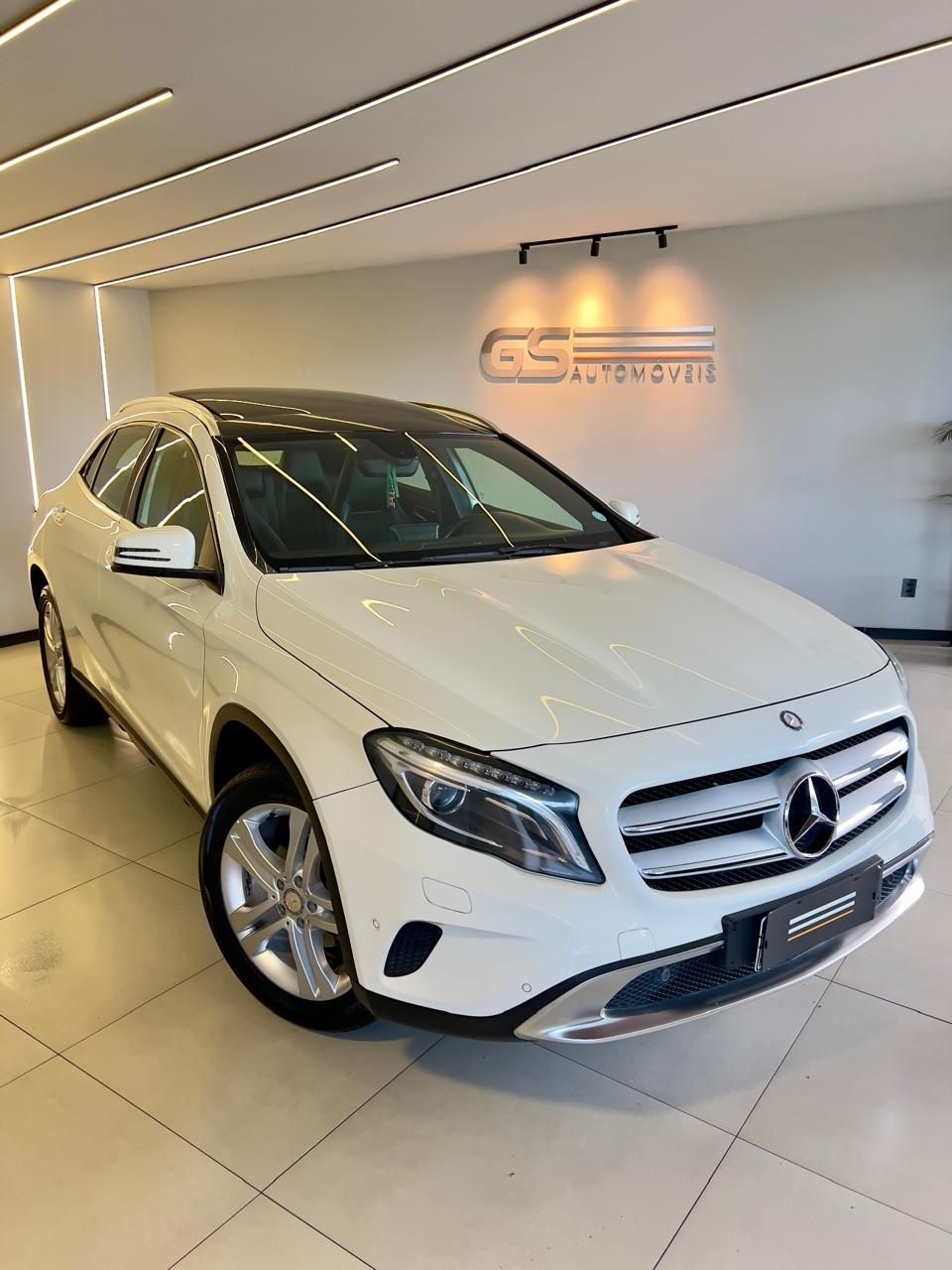 GLA 200 Vision 1.6/1.6 TB 16V Flex Aut.