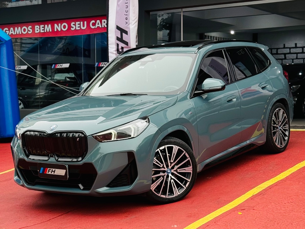 iX 1 xDrive 30 M Sport ELETRICO